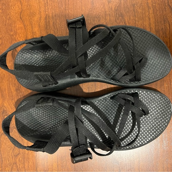 Chacos - Picture 2 of 4